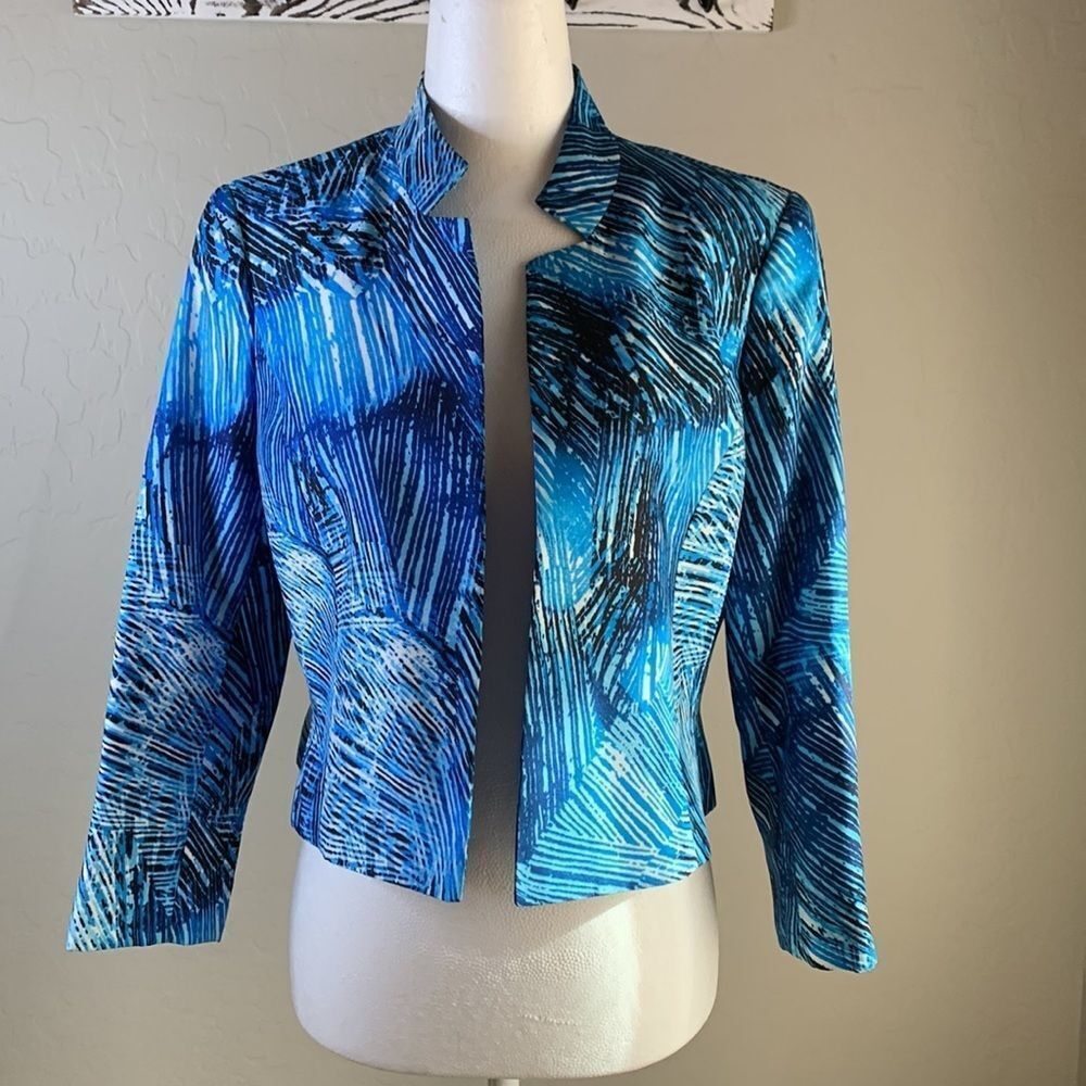 Nipon boutique size four three-quarter length sleeves cropped jacket